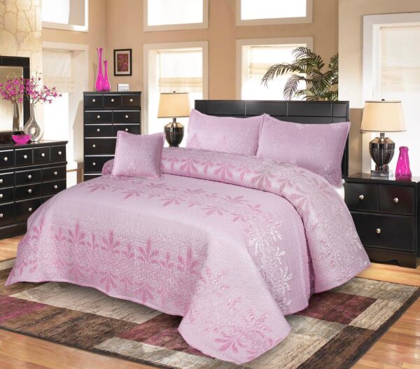 5 Piece Quilted Bed Set light pink flowers
